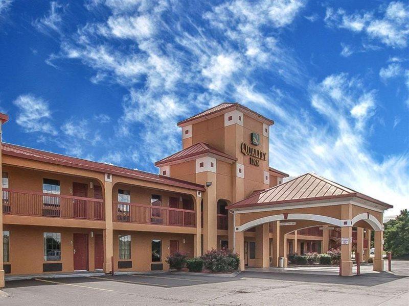 Quality Inn - White House Exterior photo