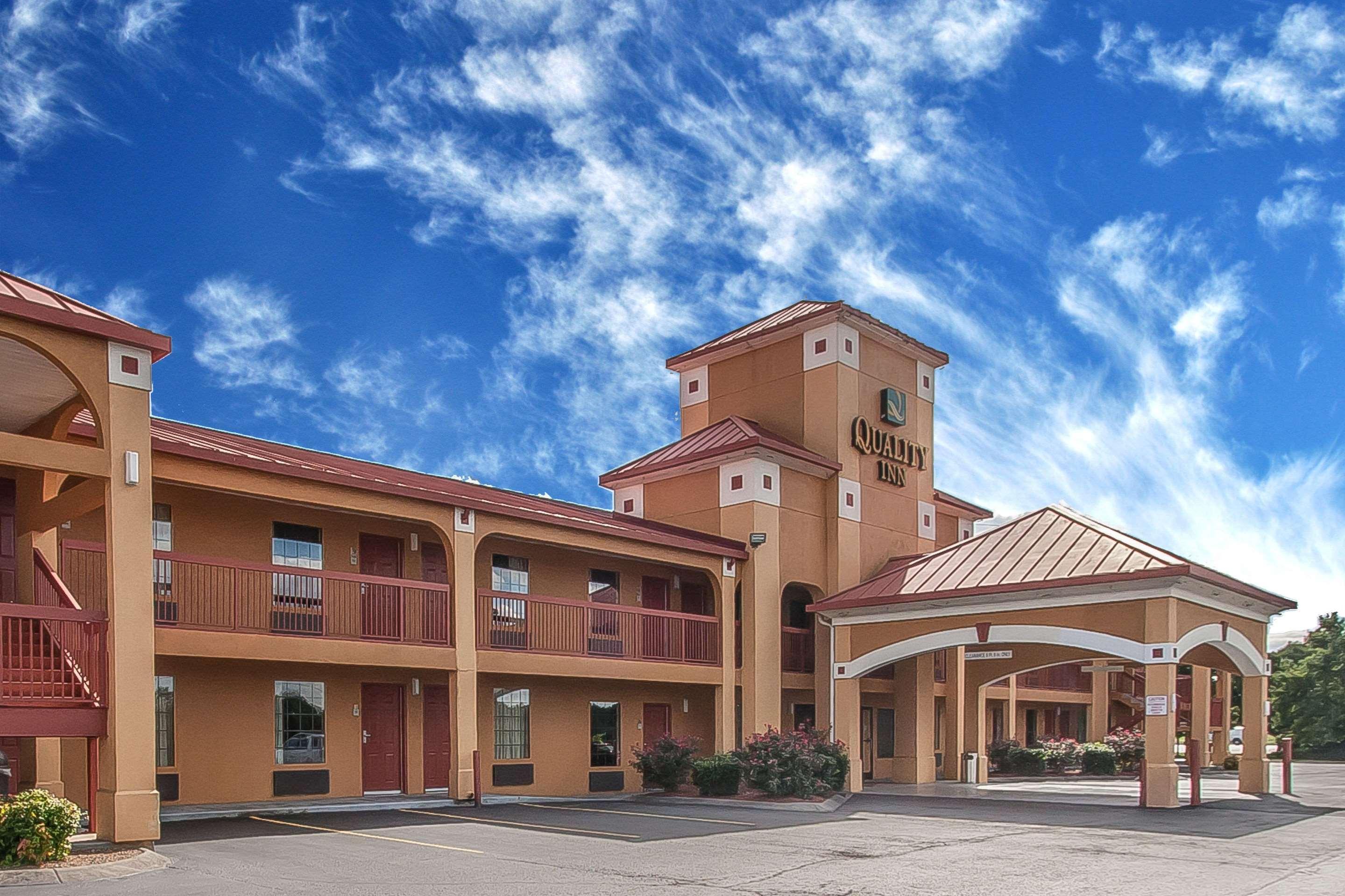 Quality Inn - White House Exterior photo