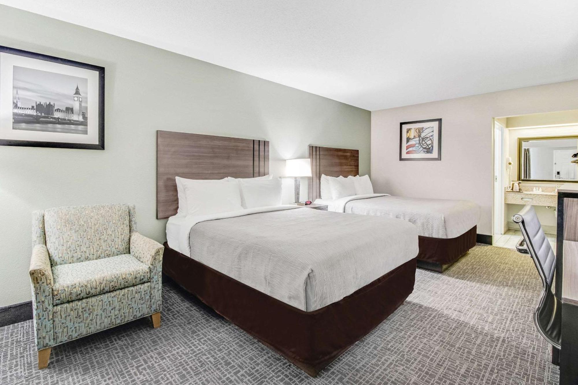 Quality Inn - White House Exterior photo
